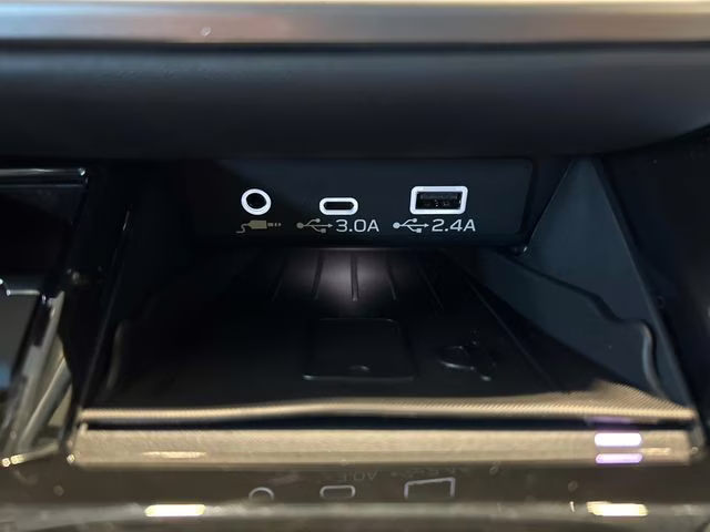 2025 Crystal White Pearl Subaru Outback Limited XT AWD SUV