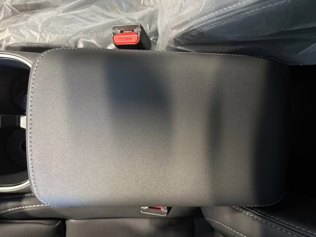 2025 Crystal White Pearl Subaru Outback Limited XT AWD SUV