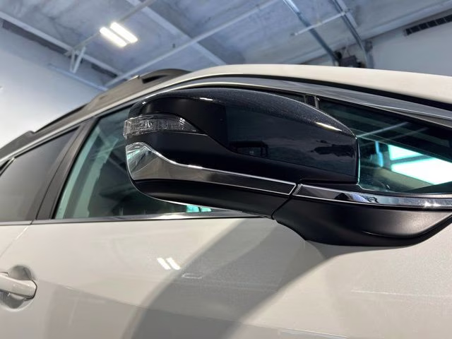 2025 Crystal White Pearl Subaru Outback Limited XT AWD SUV