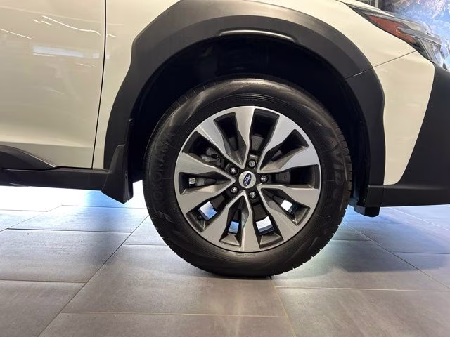 2025 Crystal White Pearl Subaru Outback Limited XT AWD SUV
