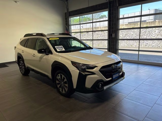 2025 Subaru Outback Limited - Photo 7