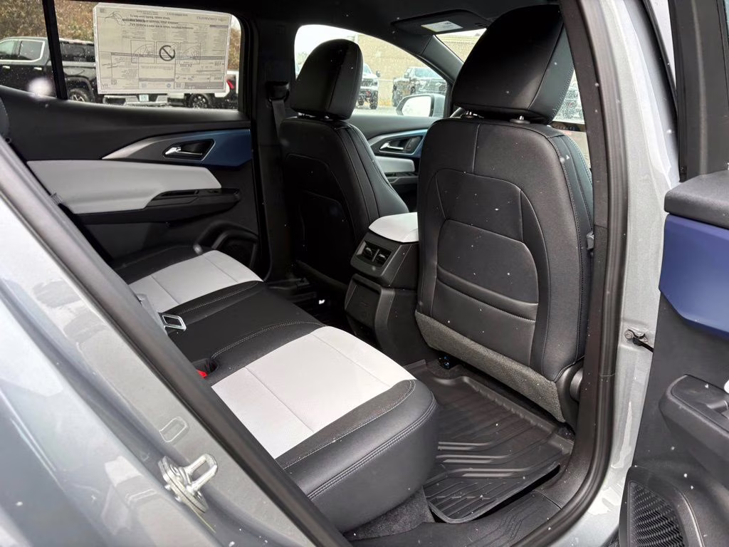 2026 Sterling Gray Metallic Chevrolet Equinox EV LT FWD SUV