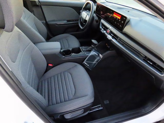 2025 Snow White Pearl Kia K4 EX FWD Sedan