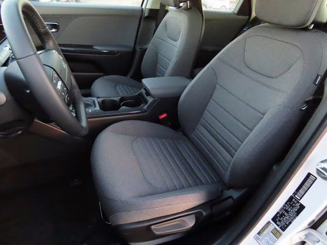 2025 Snow White Pearl Kia K4 EX FWD Sedan