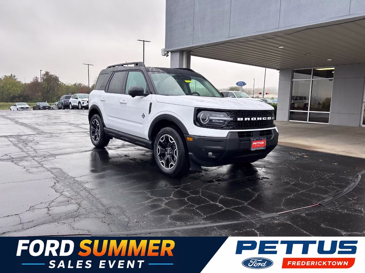 2025 Oxford White Ford Bronco Sport Outer Banks 4X4 SUV