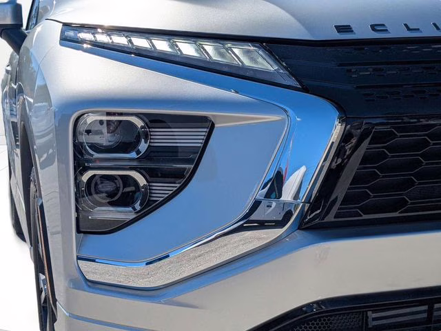 2026 Alloy Silver Metallic Mitsubishi Eclipse Cross SEL 4X4 SUV