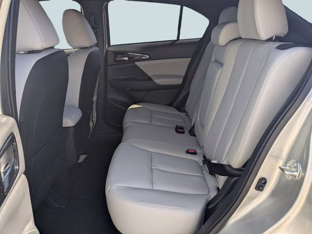 2026 Alloy Silver Metallic Mitsubishi Eclipse Cross SEL 4X4 SUV