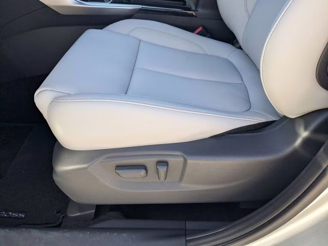 2026 Alloy Silver Metallic Mitsubishi Eclipse Cross SEL 4X4 SUV