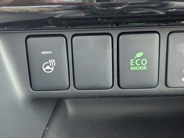 2026 Alloy Silver Metallic Mitsubishi Eclipse Cross SEL 4X4 SUV