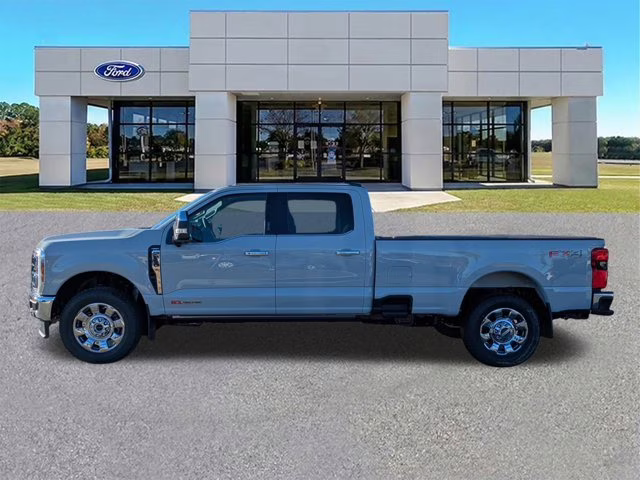 2026 Avalanche Ford Super Duty F-250 SRW LARIAT 4X4 Truck