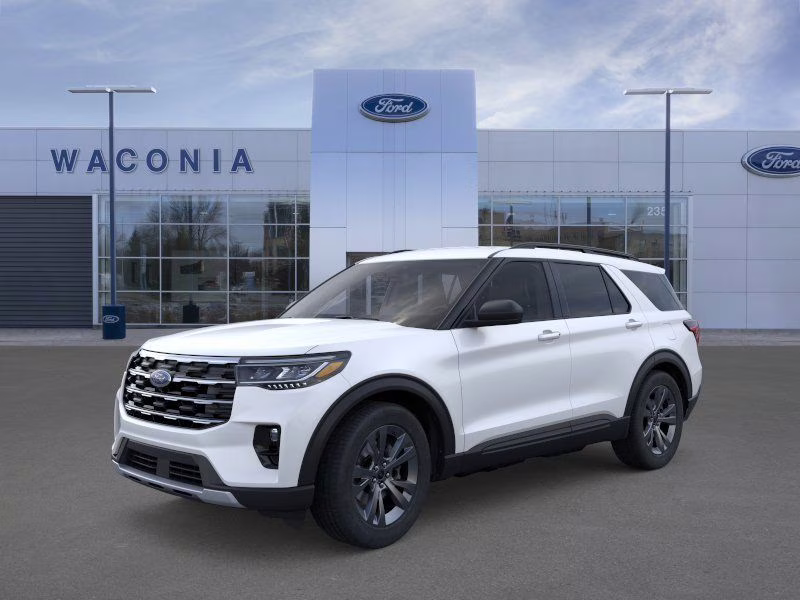 2026 Star White Metallic Tri-Coat Ford Explorer Active 4X4 SUV