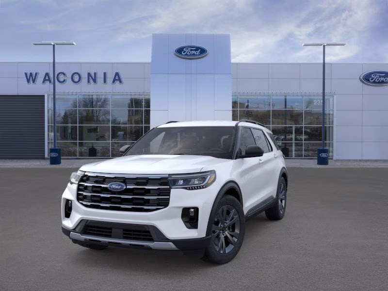2026 Star White Metallic Tri-Coat Ford Explorer Active 4X4 SUV