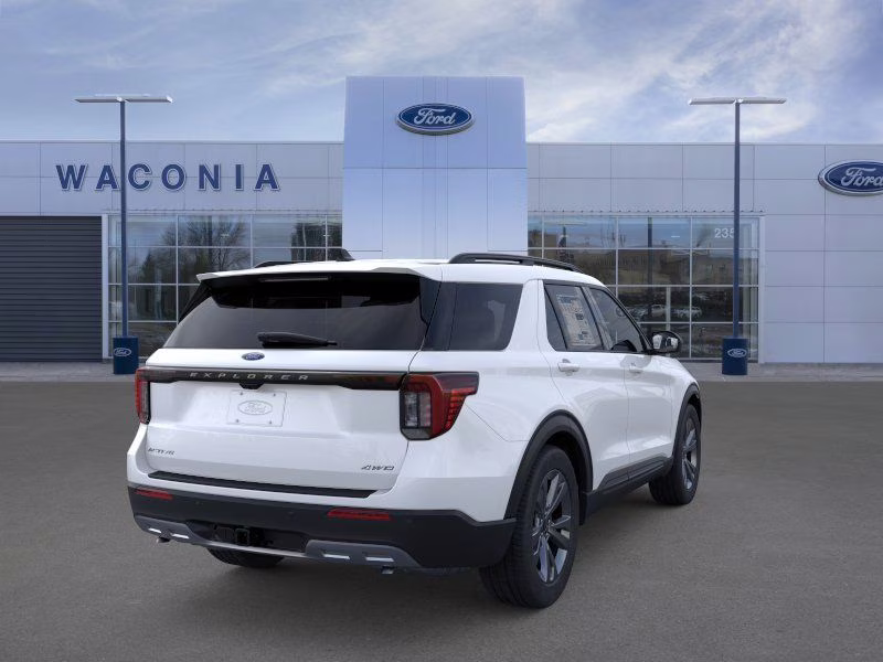 2026 Star White Metallic Tri-Coat Ford Explorer Active 4X4 SUV
