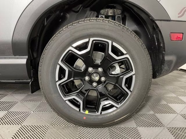 2025 Gray Metallic Ford Bronco Sport Outer Banks 4X4 SUV