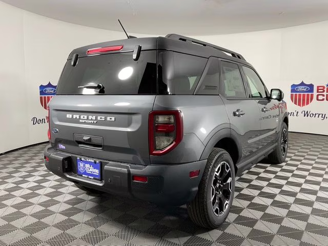 2025 Gray Metallic Ford Bronco Sport Outer Banks 4X4 SUV