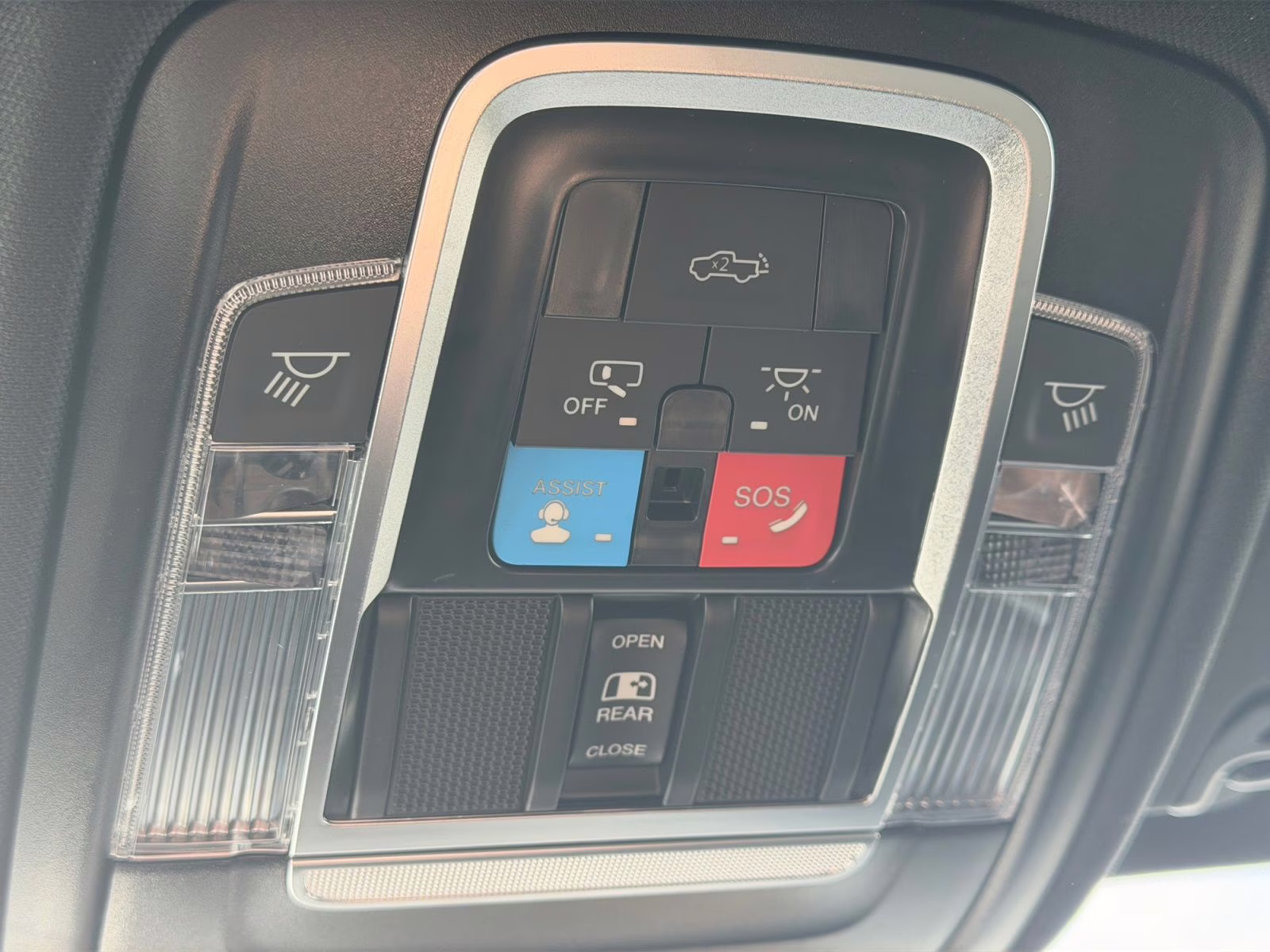 2026 Diamond Black Crystal Pearlcoat Ram 1500 Big Horn/Lone Star 4X4 Truck