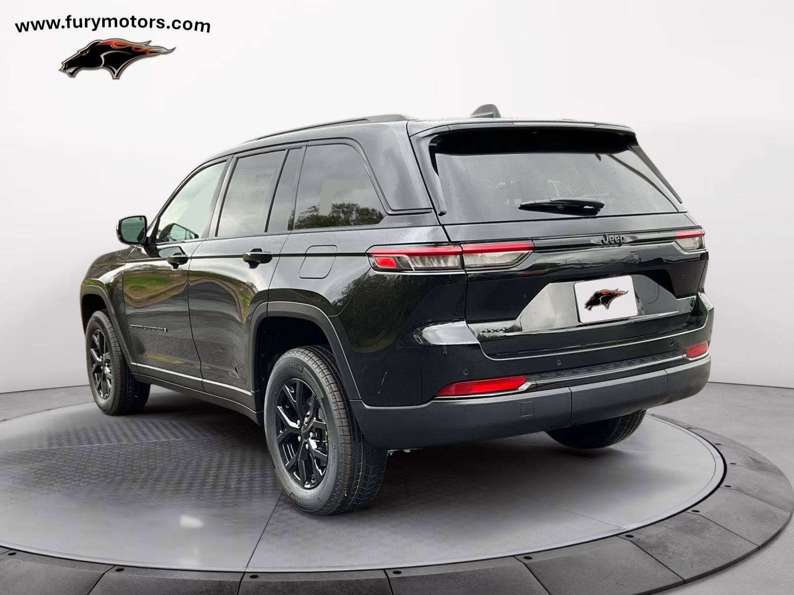 2025 Diamond Black Crystal Pearlcoat Jeep Grand Cherokee Altitude X 4X4 SUV