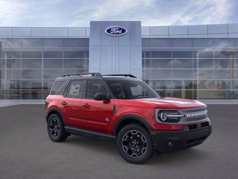 2025 Ruby Red Metallic Tinted Clearcoat Ford Bronco Sport Outer Banks 4X4 SUV
