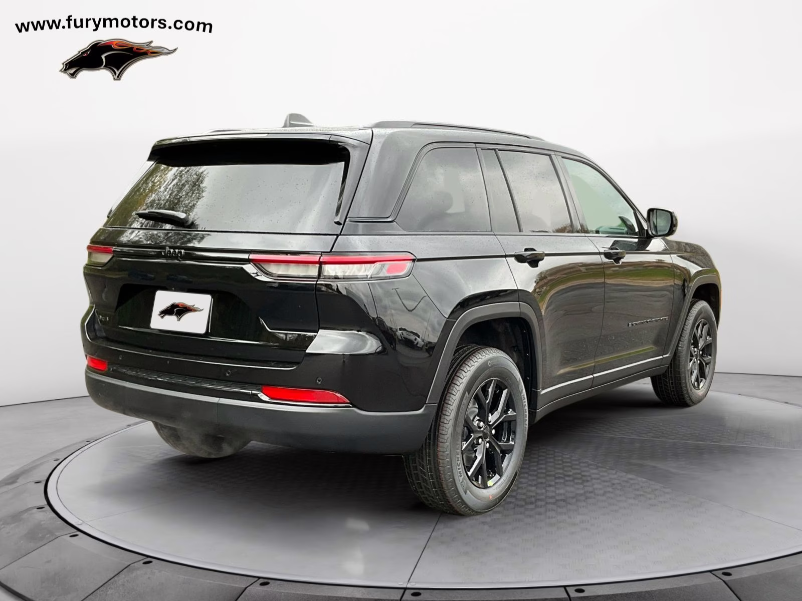 2025 Diamond Black Crystal Pearlcoat Jeep Grand Cherokee Altitude X 4X4 SUV