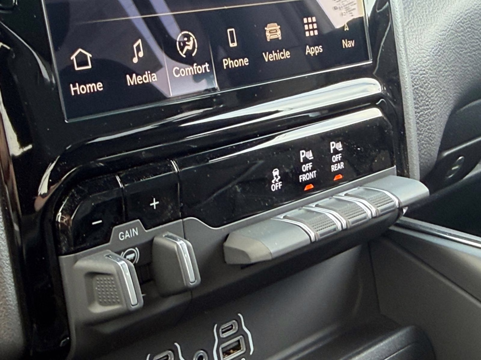 2026 Diamond Black Crystal Pearlcoat Ram 1500 Big Horn/Lone Star 4X4 Truck