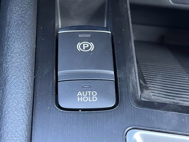 2026 Super Black Nissan Kicks SV FWD SUV