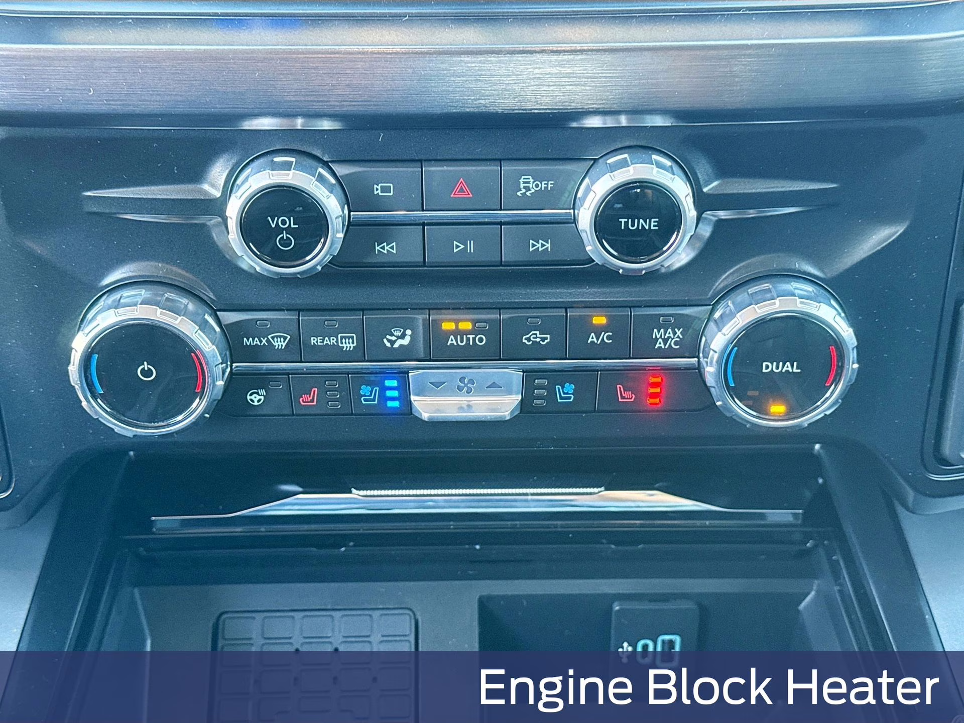 2026 Agate Black Metallic Ford Super Duty F-350 SRW Lariat 4X4 Truck