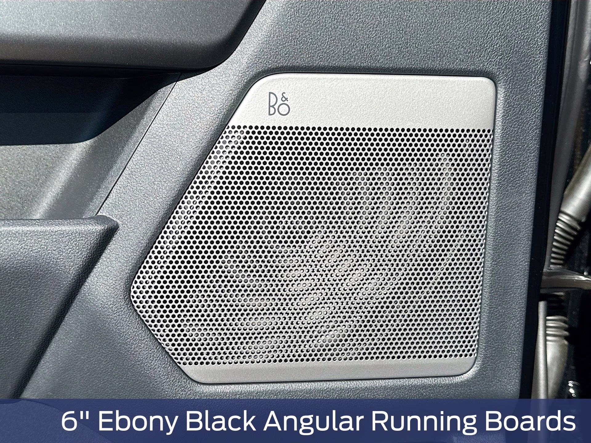 2026 Agate Black Metallic Ford Super Duty F-350 SRW Lariat 4X4 Truck