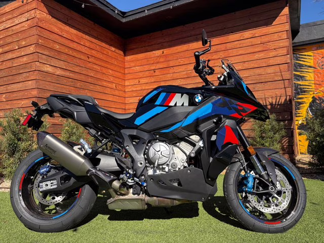 2025 BLACK STORM METALLIC BMW M 1000 XR