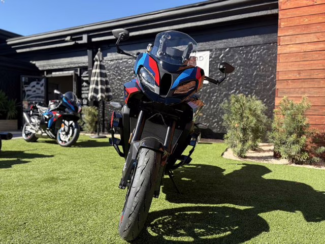 2025 BLACK STORM METALLIC BMW M 1000 XR