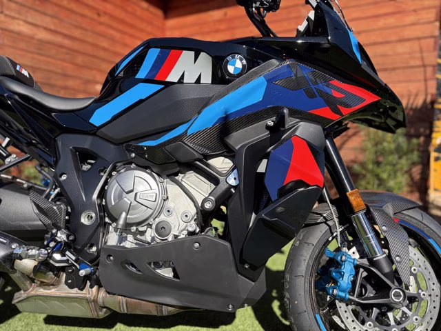 2025 BLACK STORM METALLIC BMW M 1000 XR