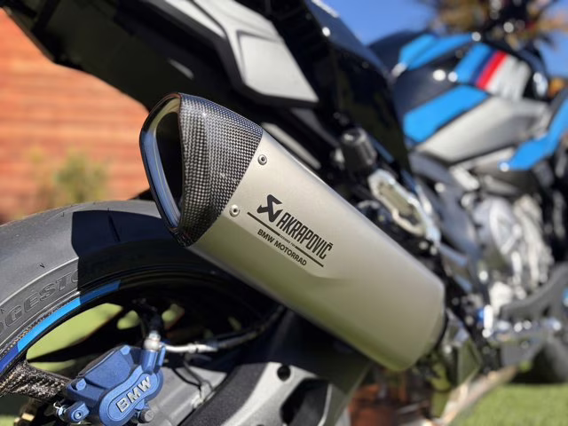 2025 BLACK STORM METALLIC BMW M 1000 XR
