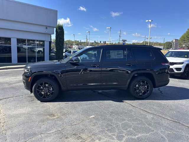 2025 Diamond Black Crystal Pearlcoat Jeep Grand Cherokee L Limited 4X4 SUV