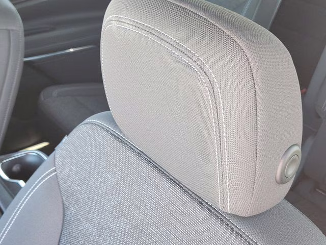 2025 Radiant Red Tintcoat Chevrolet Traverse LT FWD SUV