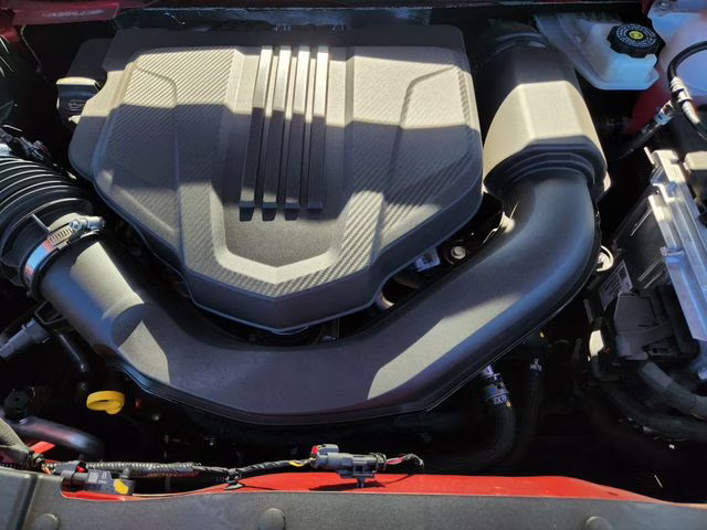 2025 Radiant Red Tintcoat Chevrolet Traverse LT FWD SUV