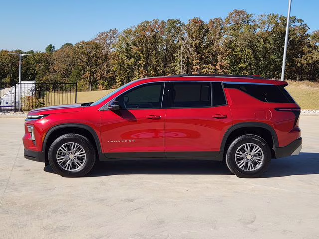 2025 Radiant Red Tintcoat Chevrolet Traverse LT FWD SUV
