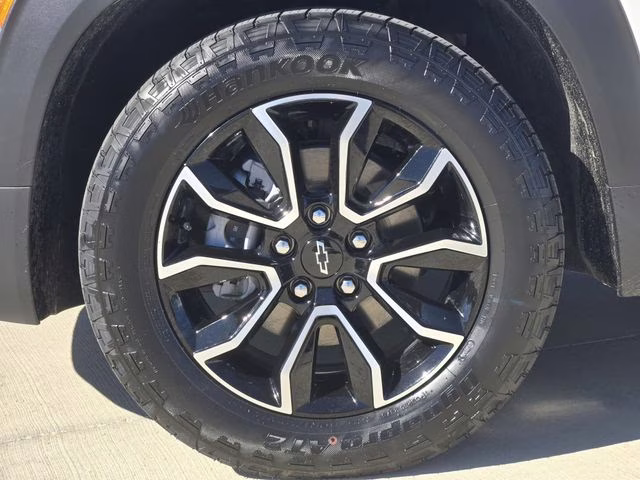 2026 Iridescent Pearl Tricoat Chevrolet Trailblazer ACTIV AWD SUV