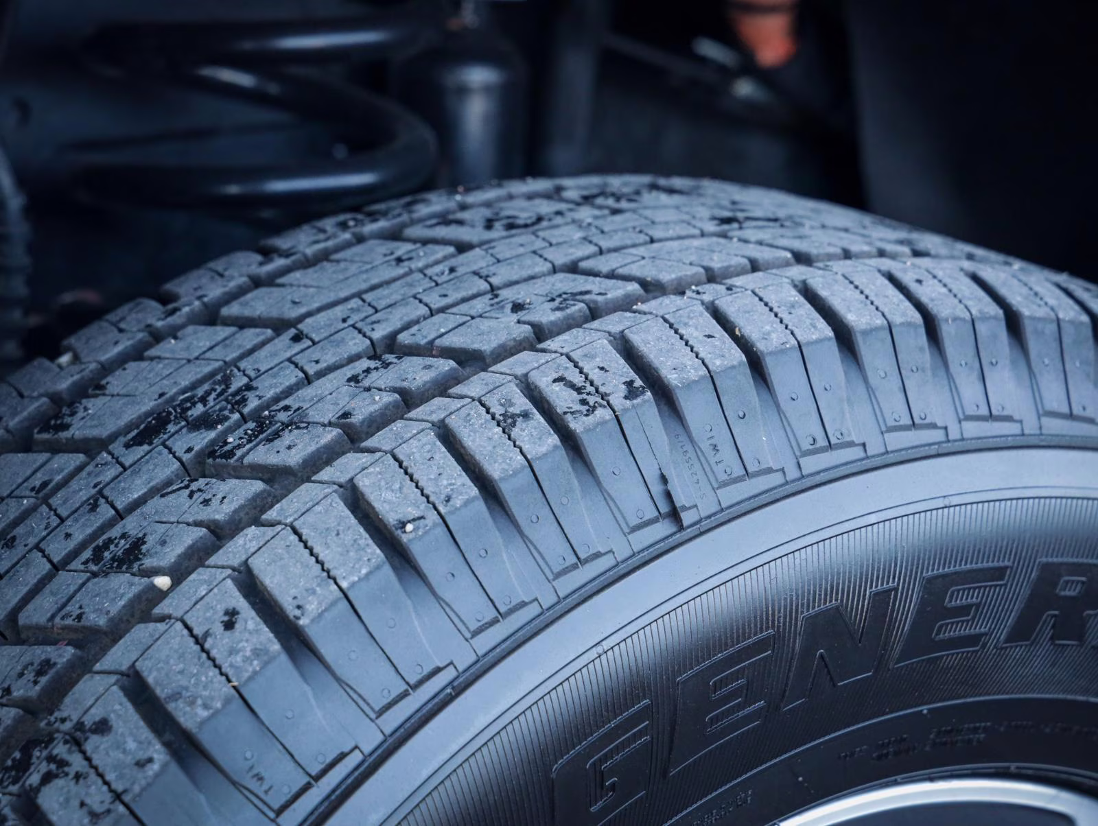 2025 Glacier Gray Metallic Tri-Coat Ford Super Duty F-350 SRW Lariat 4X4 Truck