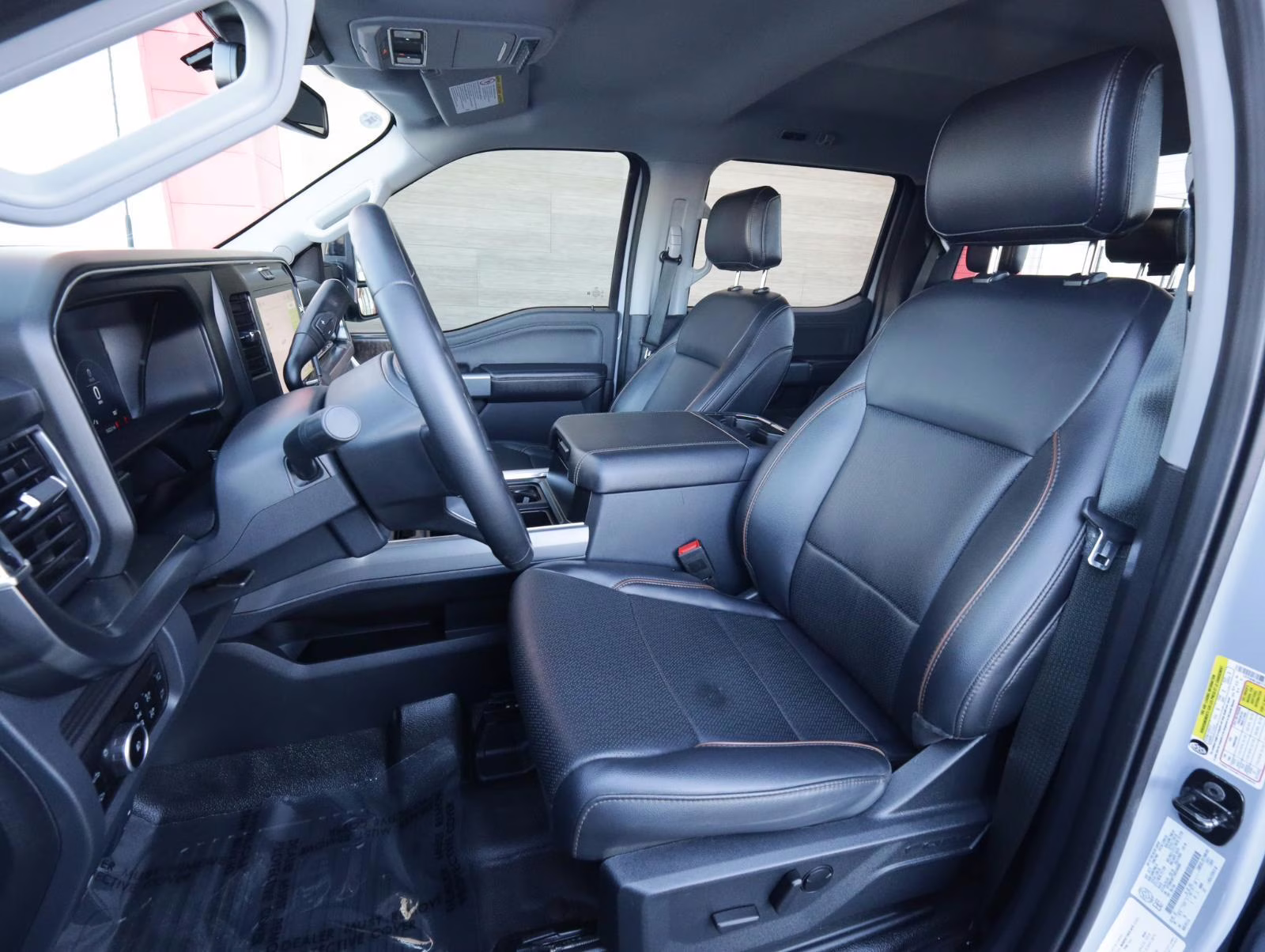 2025 Glacier Gray Metallic Tri-Coat Ford Super Duty F-350 SRW Lariat 4X4 Truck