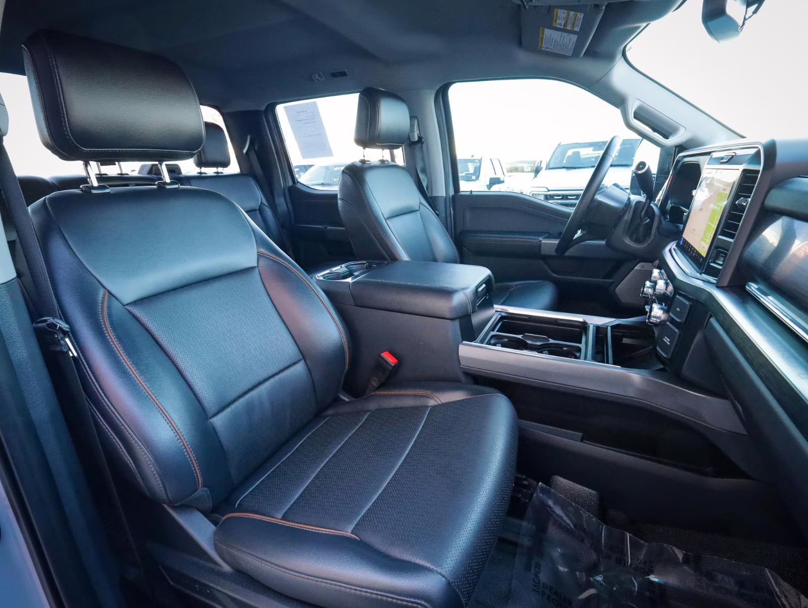 2025 Glacier Gray Metallic Tri-Coat Ford Super Duty F-350 SRW Lariat 4X4 Truck