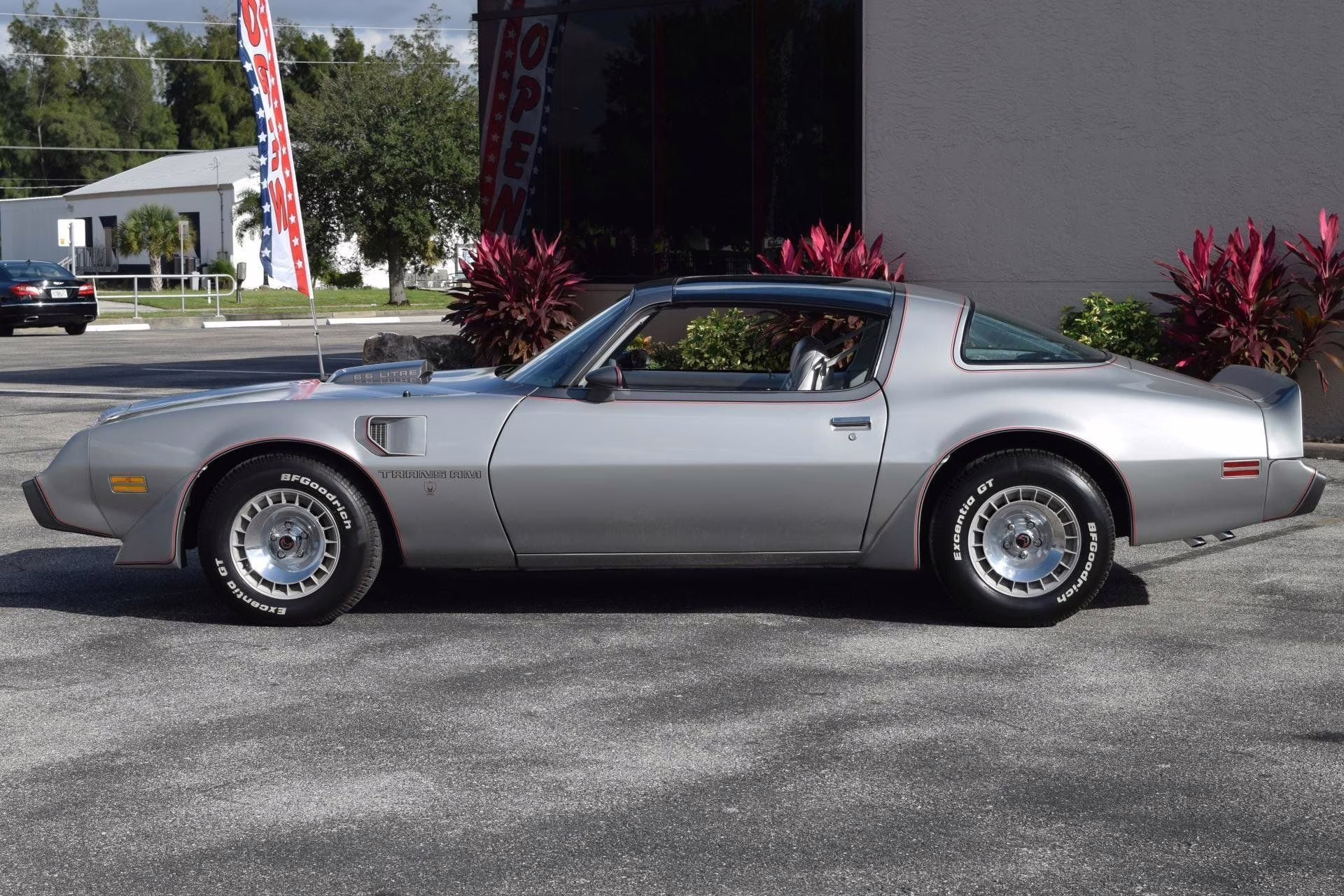 1979 Silver Pontiac Firebird