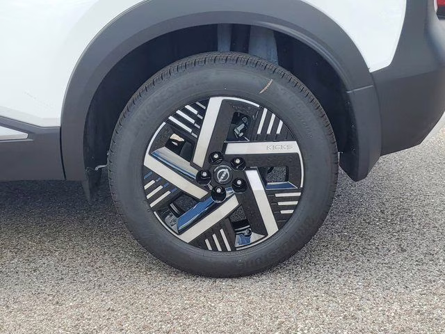 2026 Fresh Powder Nissan Kicks SV FWD SUV