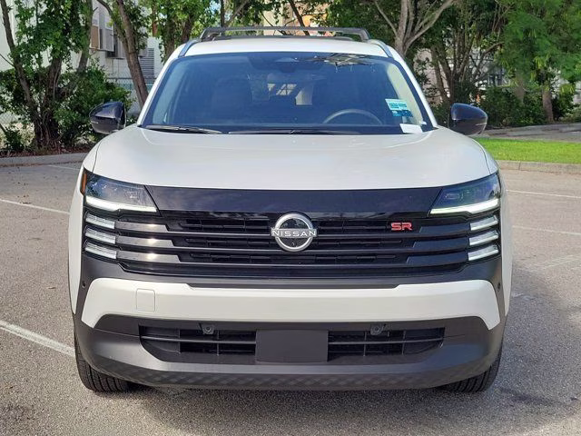 2026 Aspen White Tricoat Nissan Kicks SR FWD SUV