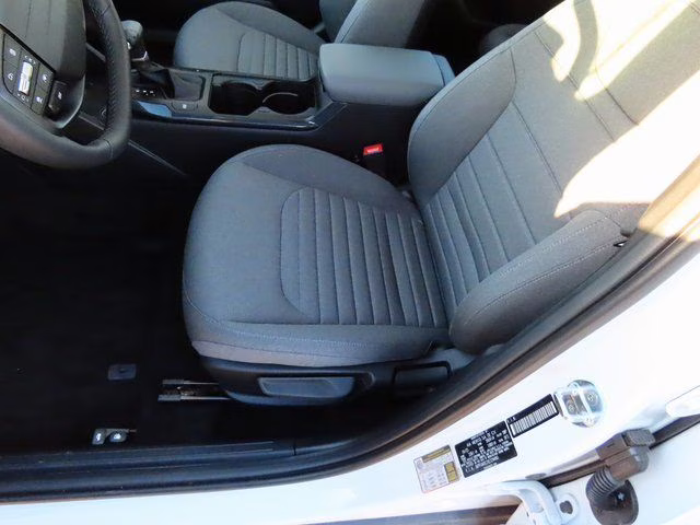 2025 Snow White Pearl Kia K4 EX FWD Sedan