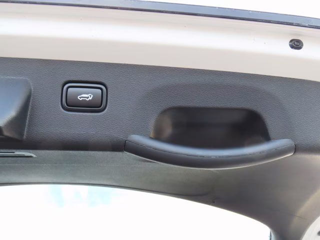 2026 Glacial White Pearl Kia Sportage SX-Prestige FWD SUV