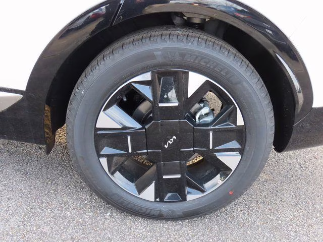 2026 Glacial White Pearl Kia Sportage SX-Prestige FWD SUV