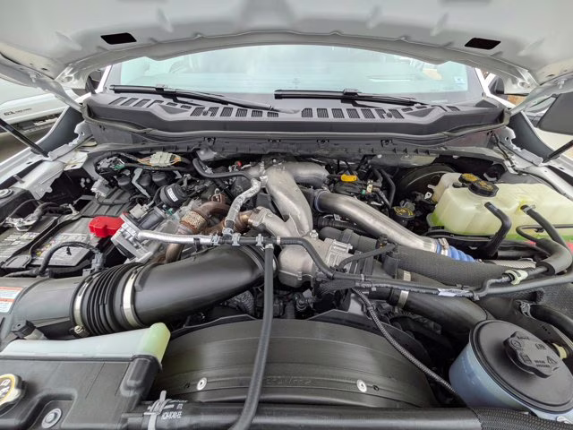 2026 White Metallic Ford Super Duty F-250 SRW LARIAT 4X4 Truck