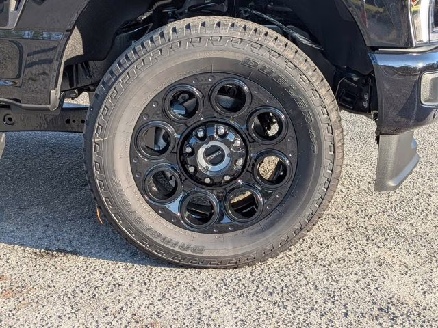 2026 Black Metallic Ford Super Duty F-250 SRW LARIAT 4X4 Truck