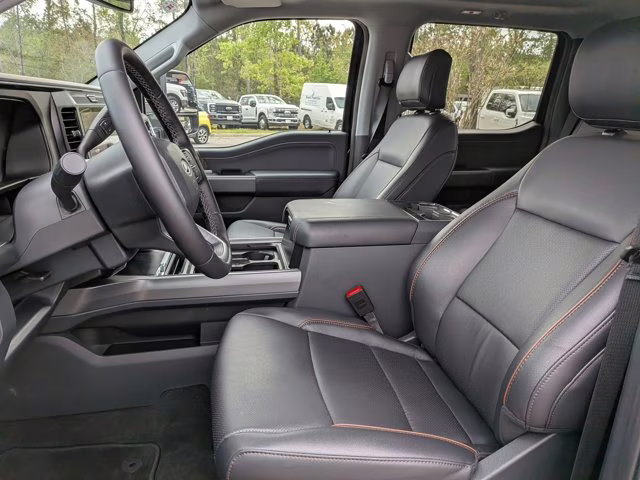 2026 Black Metallic Ford Super Duty F-250 SRW LARIAT 4X4 Truck