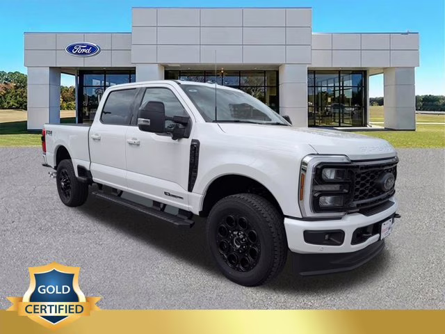 2026 White Metallic Ford Super Duty F-250 SRW LARIAT 4X4 Truck