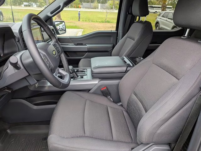 2025 Black Metallic Ford F-150 XLT 4X4 Truck